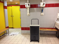 Panne de ventilation dans des toilettes publiques